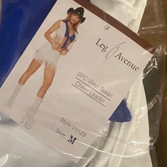 Leg Avenue - 2 PC. Texan Cheerleader costume - Picture 3 of 6